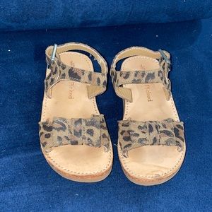 Freshly Picked leopard bow sandals